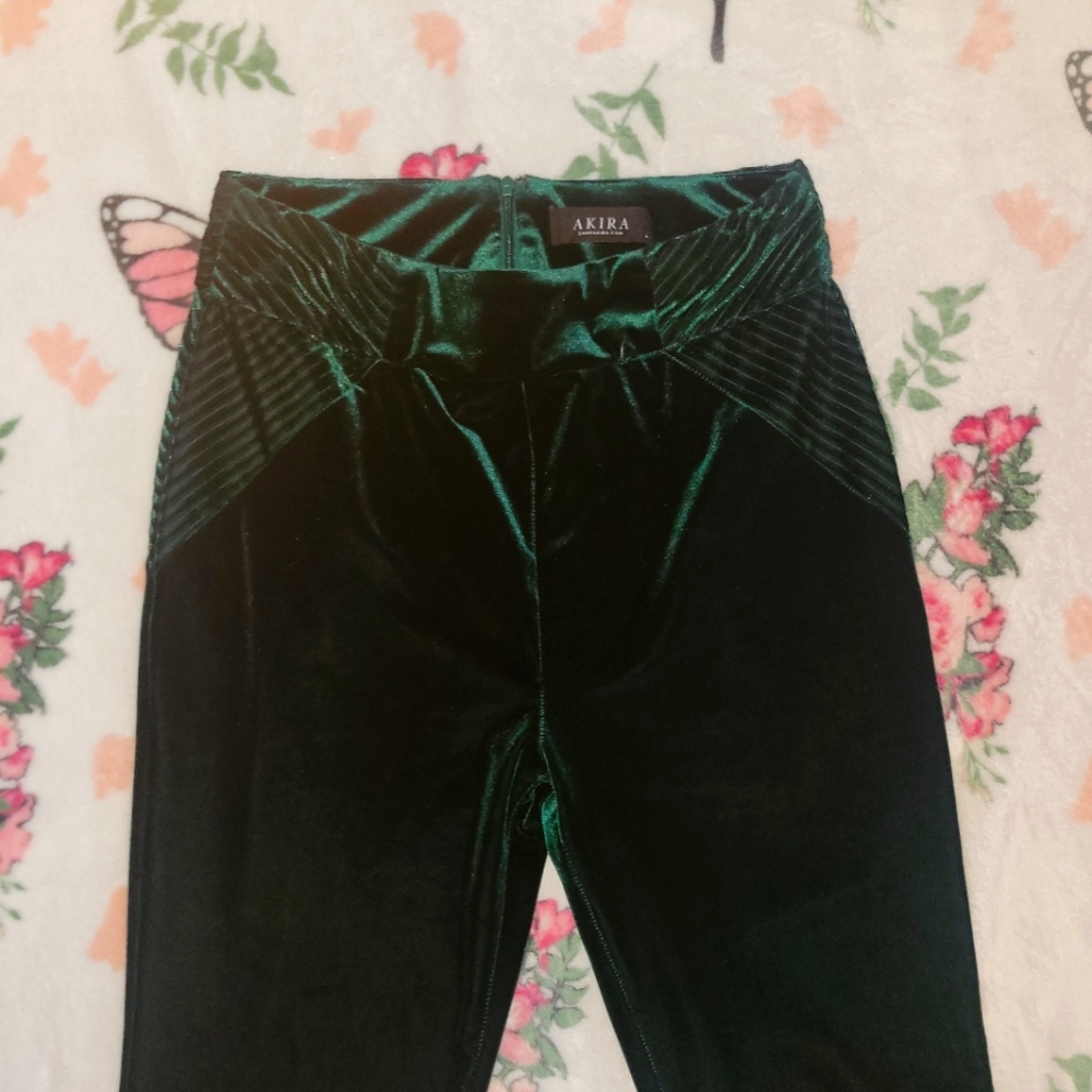 AKIRA Green Velvet Leggings Luxurious High-Waisted